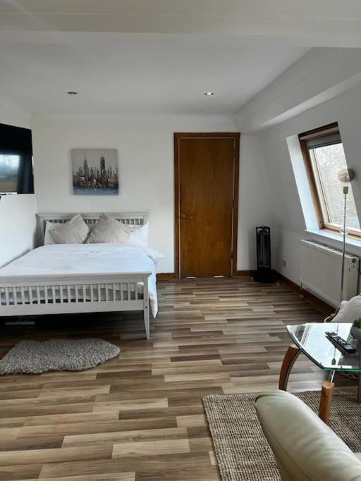 Quirky Studio Flat Selfcontained Londyn Zewnętrze zdjęcie